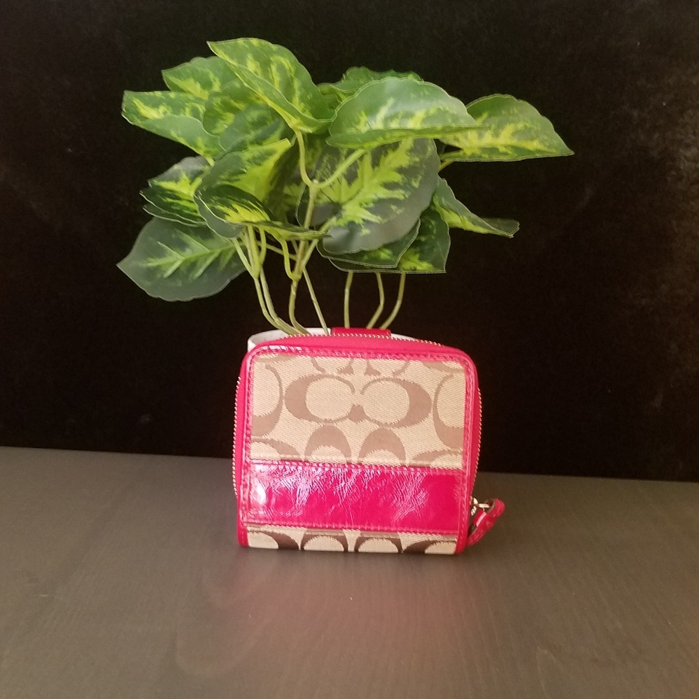 Coach Signature Leather/Canvas Bi-Fold Wallet - Picture 2 of 5